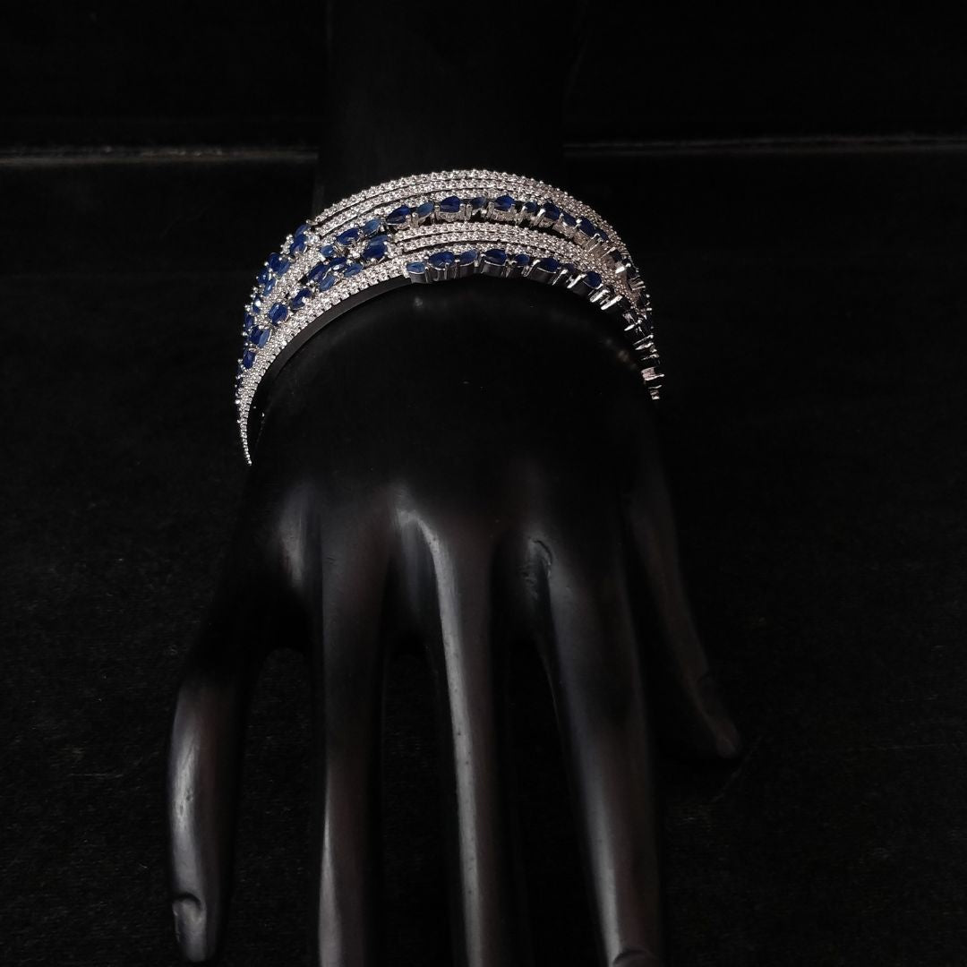Candrin Blond Bangle