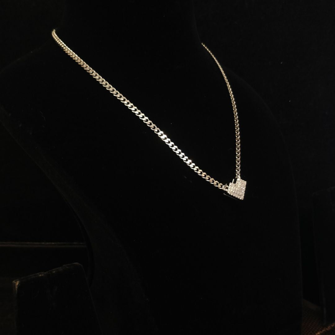 Candrin Sophie Magnetic Pendent