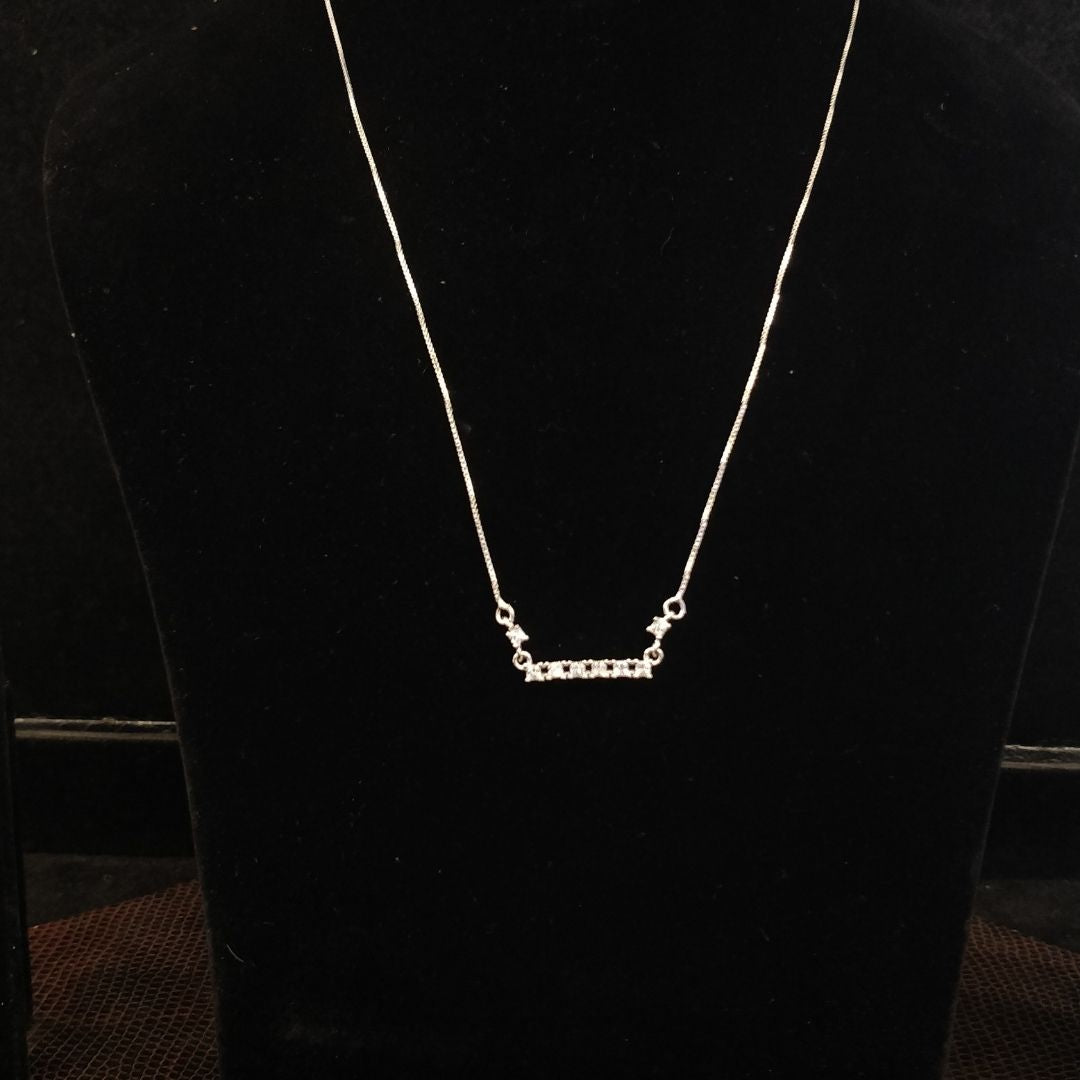 Candrin Lucia Silver Chain pendent