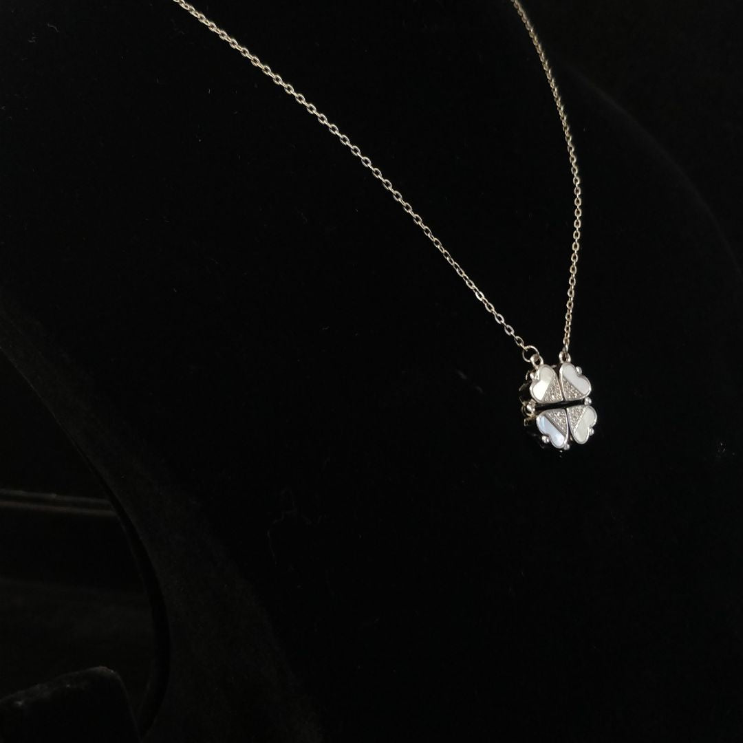 Candrin Allison Magnetic Pendent