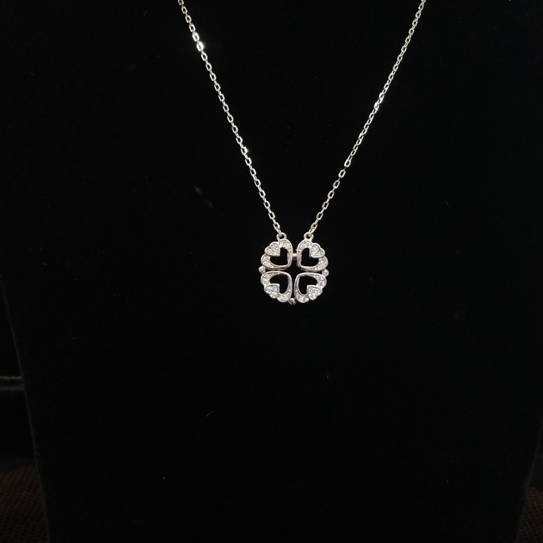 Candrin Cindy Magnetic Pendent
