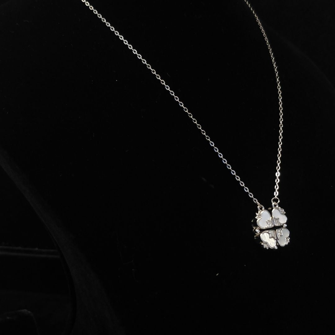 Candrin Sharon Magnetic Pendent