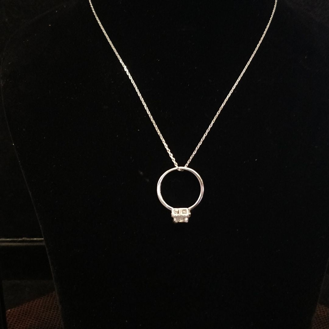 Candrin hangring Silver Chain Pendent