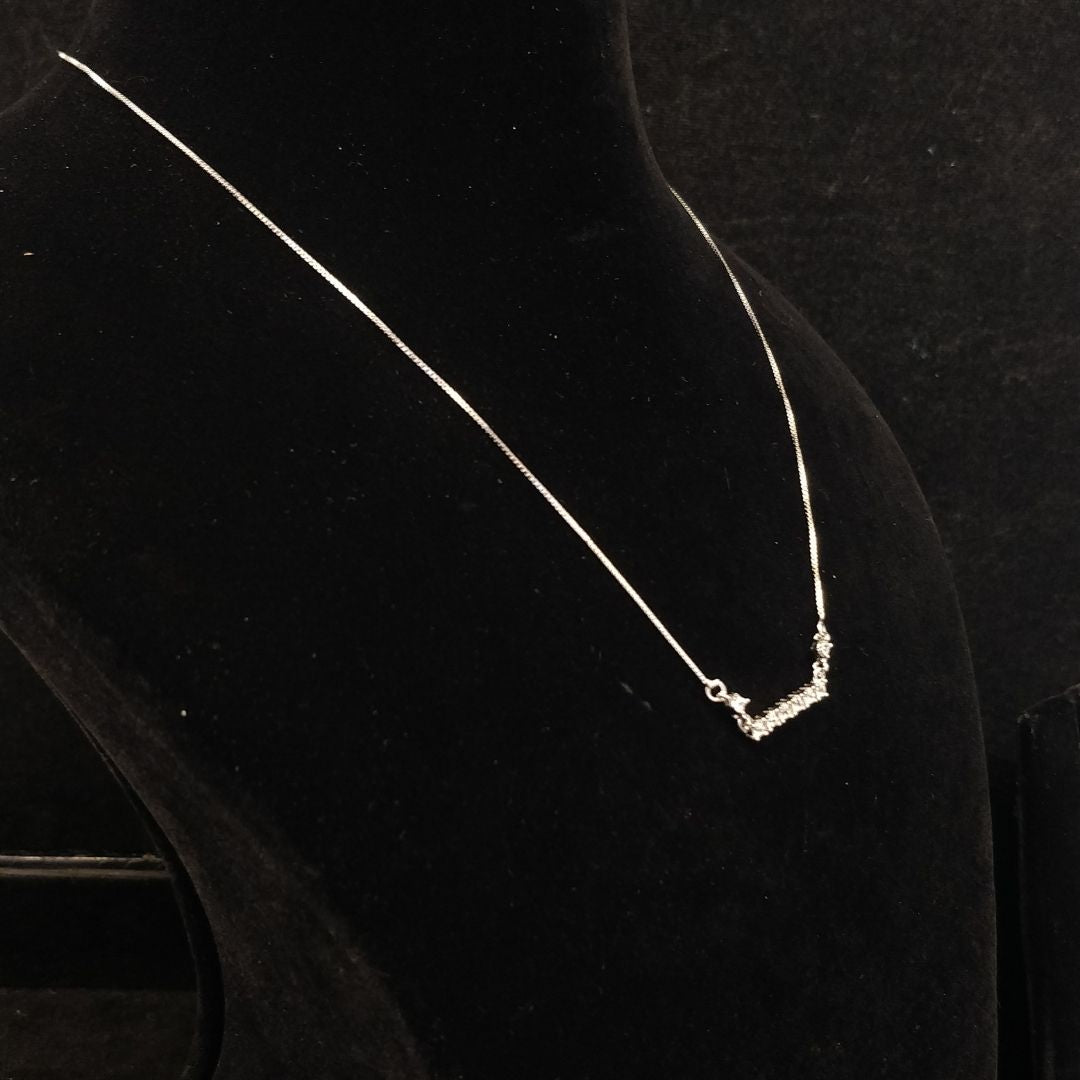 Candrin Lucia Silver Chain pendent