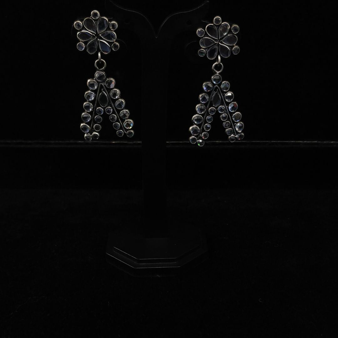 Candrin Hangmon Ladies Earring