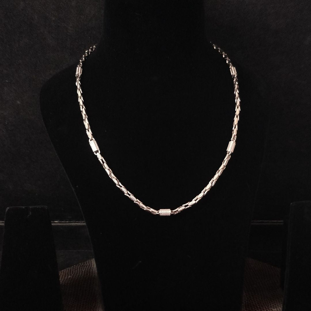 Candrin Eader Men chain