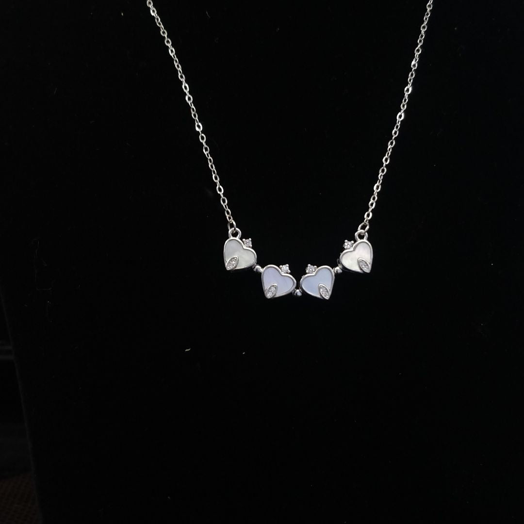 Candrin Pamela Magnetic pendent