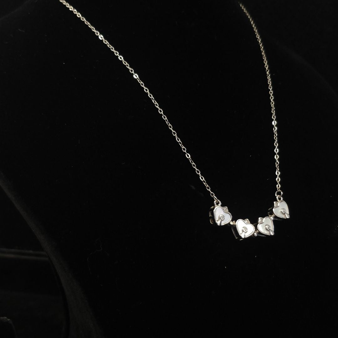 Candrin Angela Magnetic Pendent