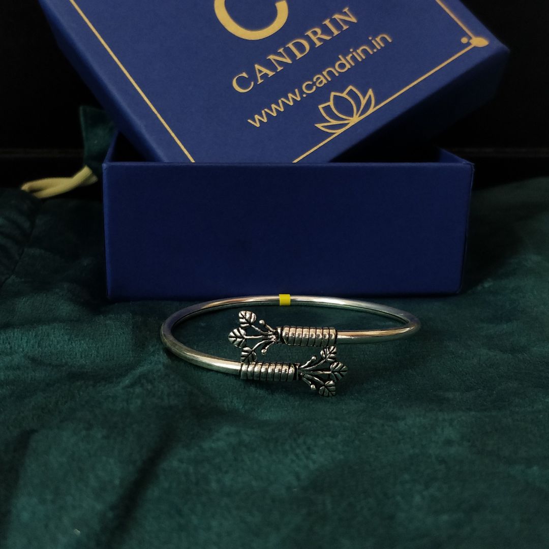 Candrin Hodled Single Bangle