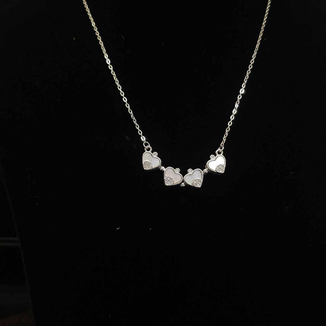 Candrin Stacy Magnetic Pendent