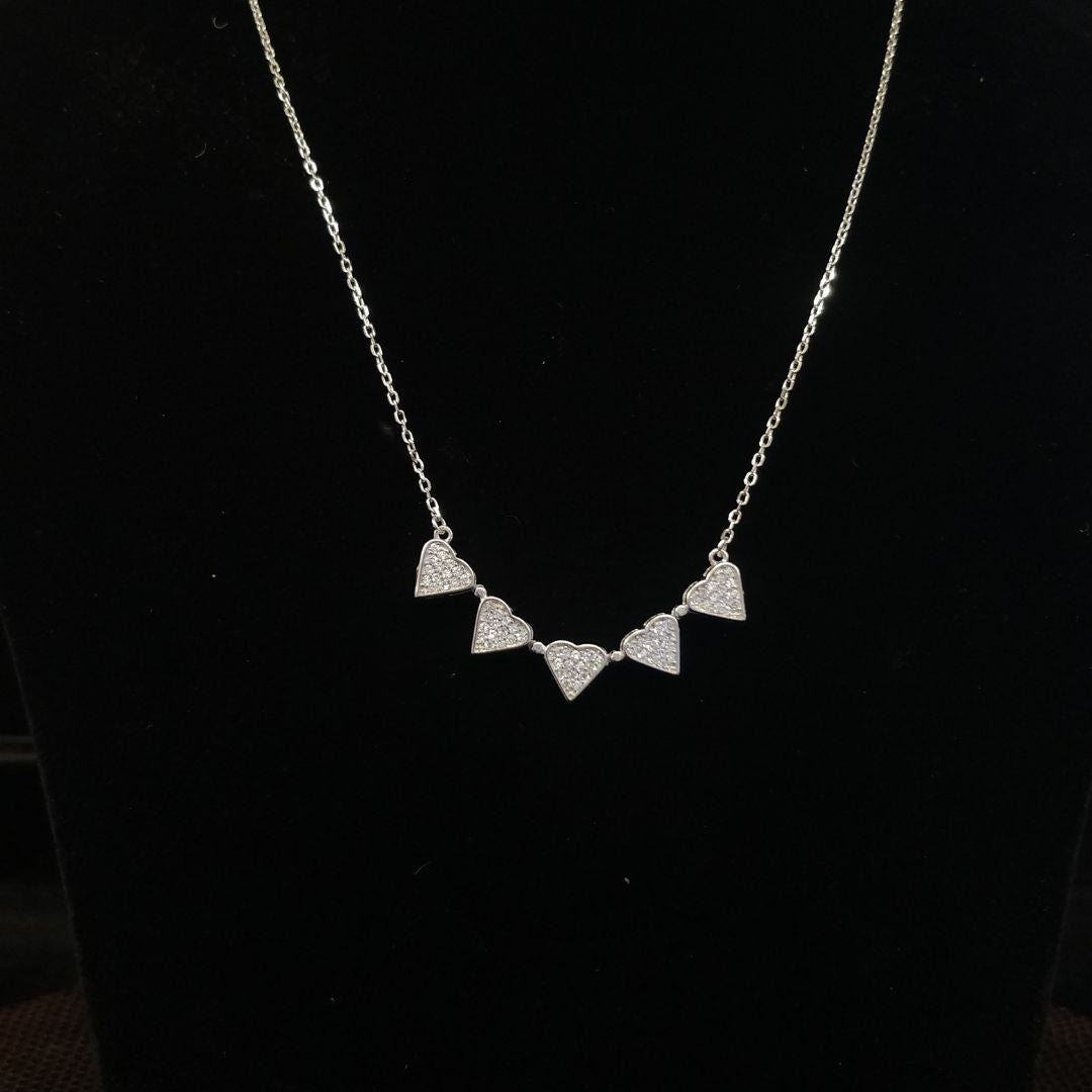 Candrin Ekela Magnetic Pendent