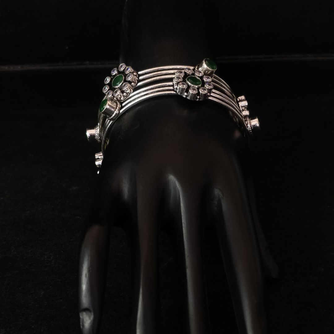 Candrin Kemya Bangle