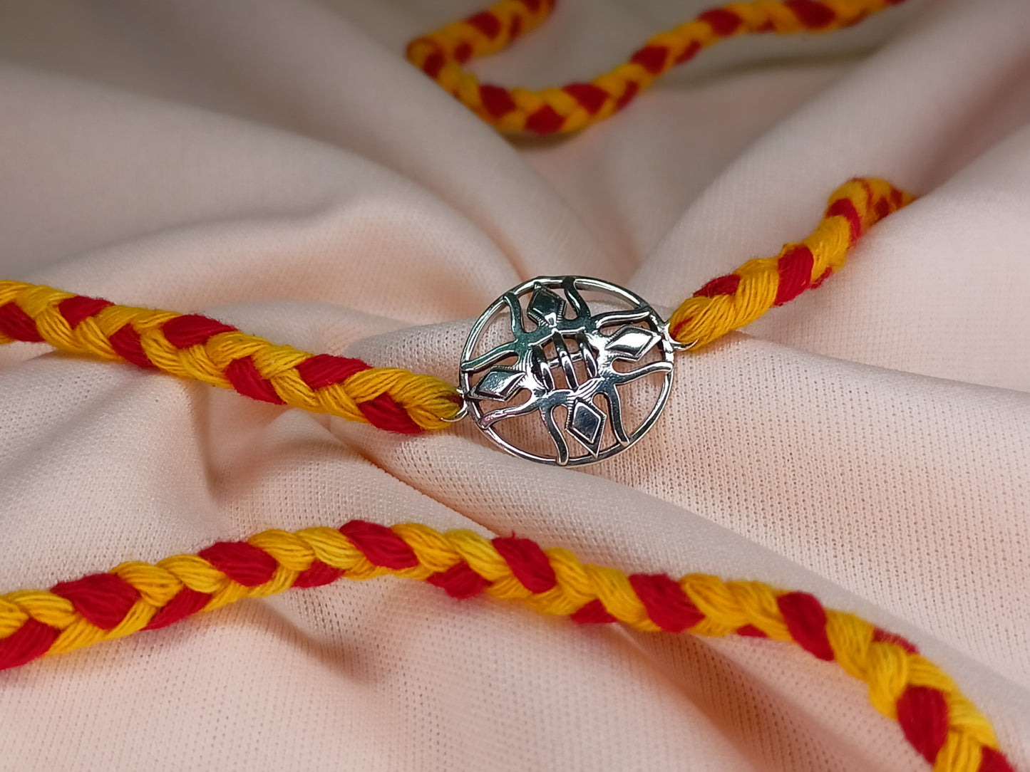 Candrin Trishulam Rakhi