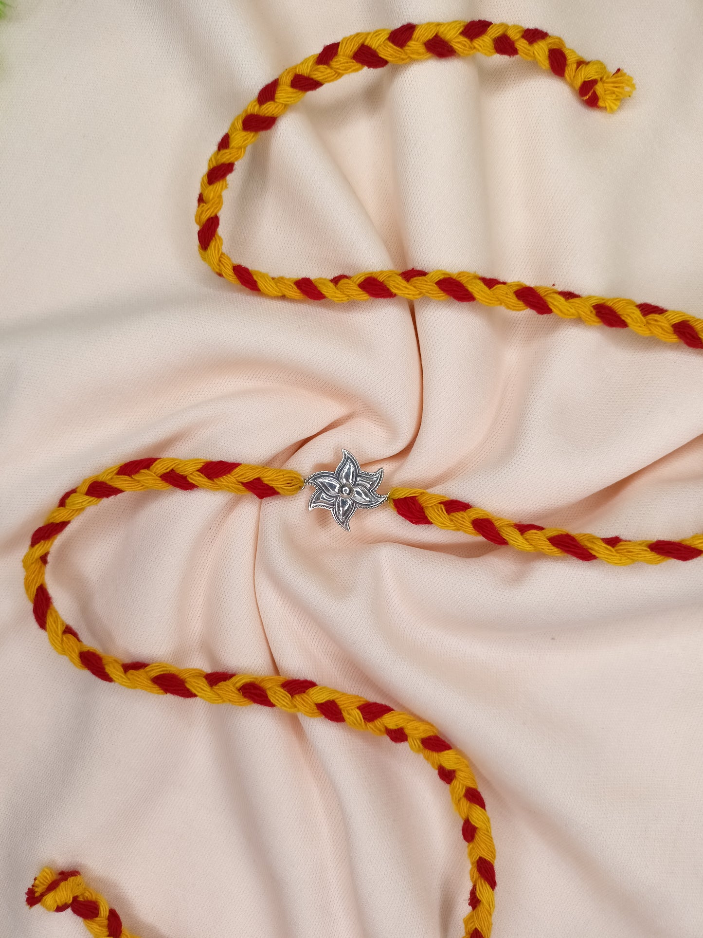 Candrin Star Rakhi