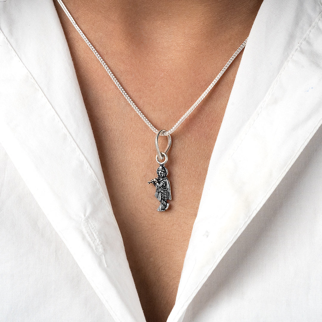 Candrin Krishna Pendent