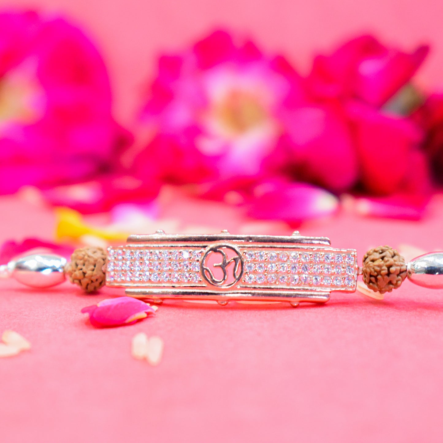 Candrin Zircon Om 925 Sterling Silver Rakhi