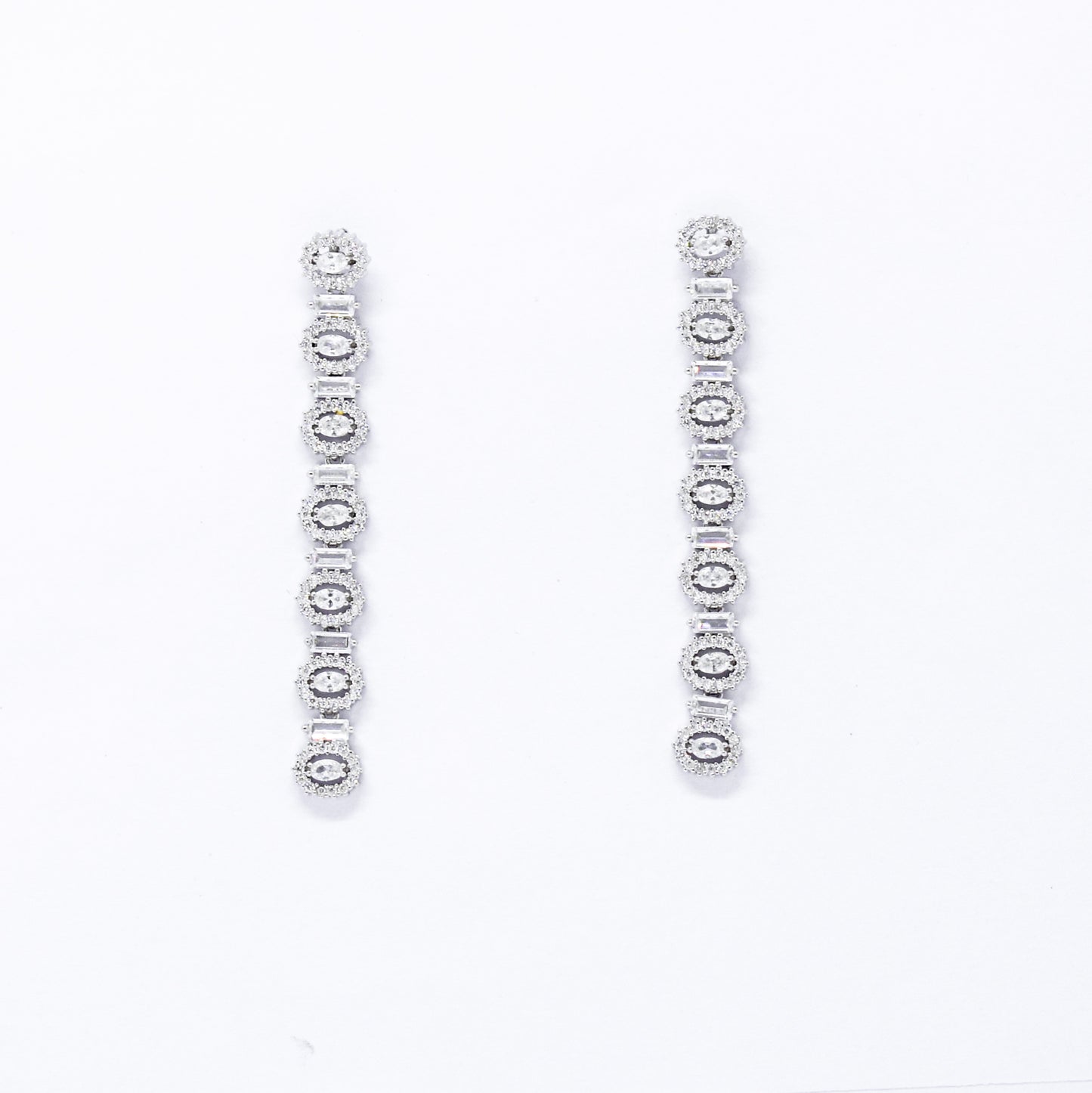 Silas sterling silver /oval shap earring/cube dimond shape sterling silver