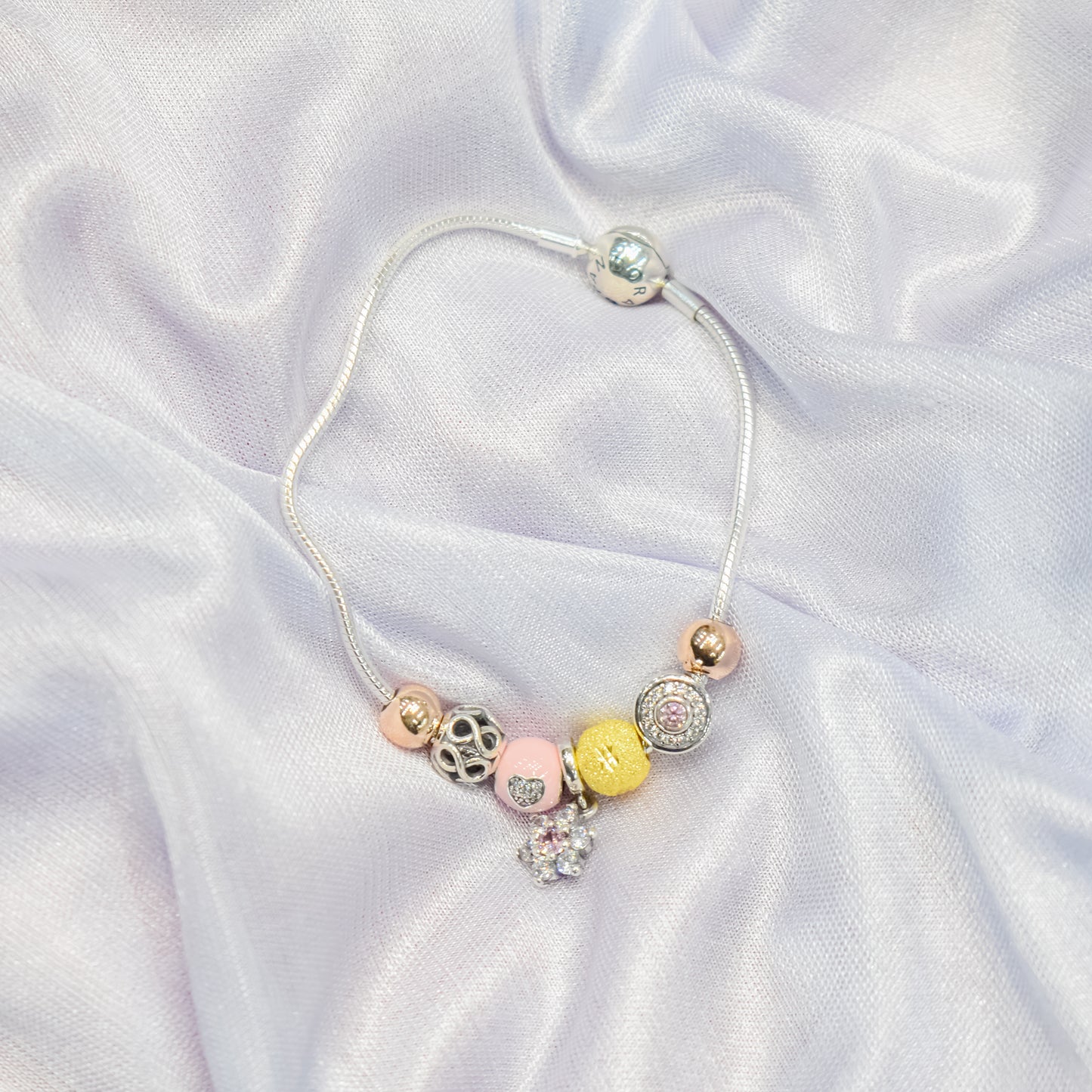 silver jewellery makers/ miriam candora/ 925 sterling silver bracelet/ charm bracelet/ star drop bracelet.