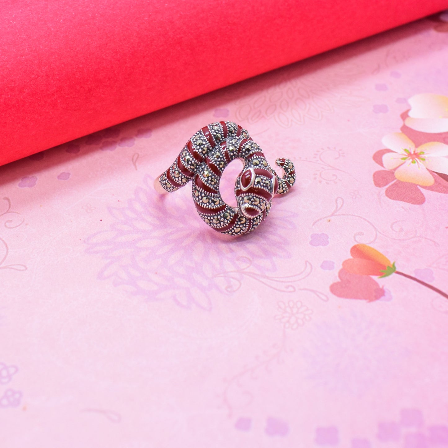 Candrin Snake xenziya Ring