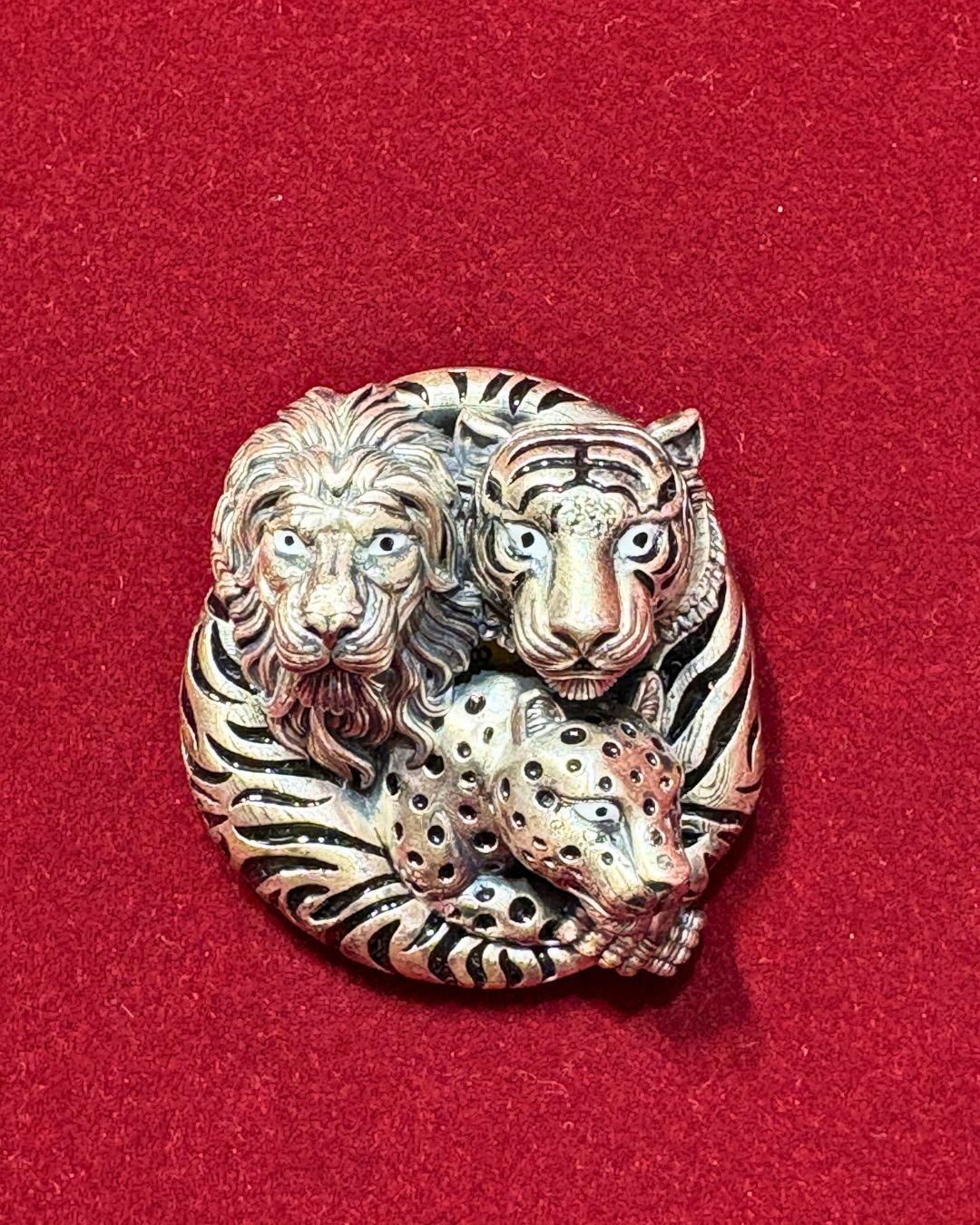 Majesty Silver Brooch