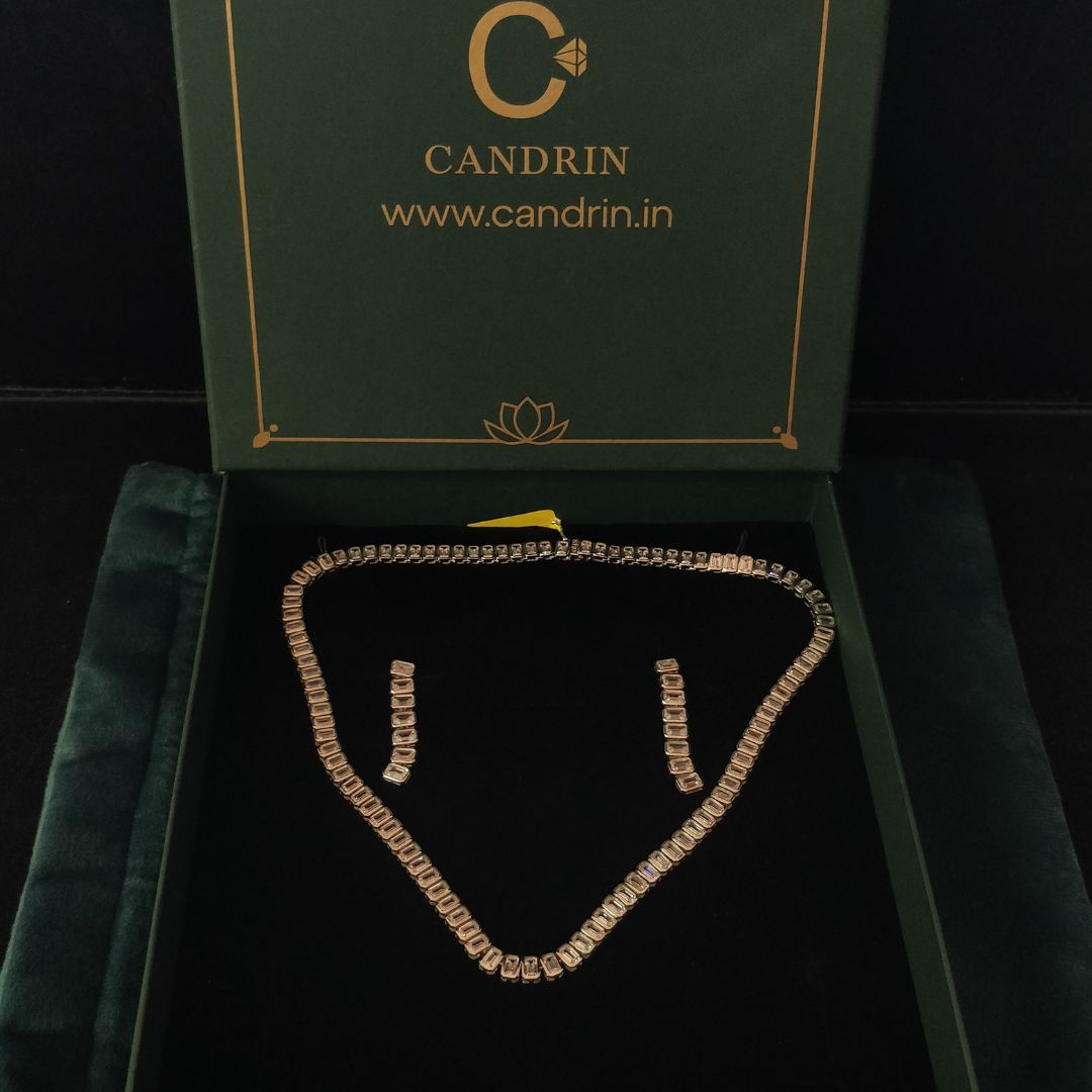 Candrin Gessa Necklace