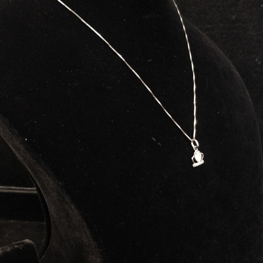Candrin Ava Silver chain pendent