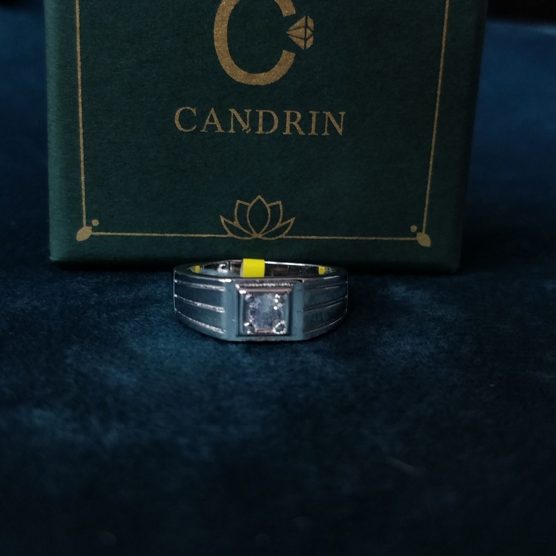 Candrin kolmy Gents Ring