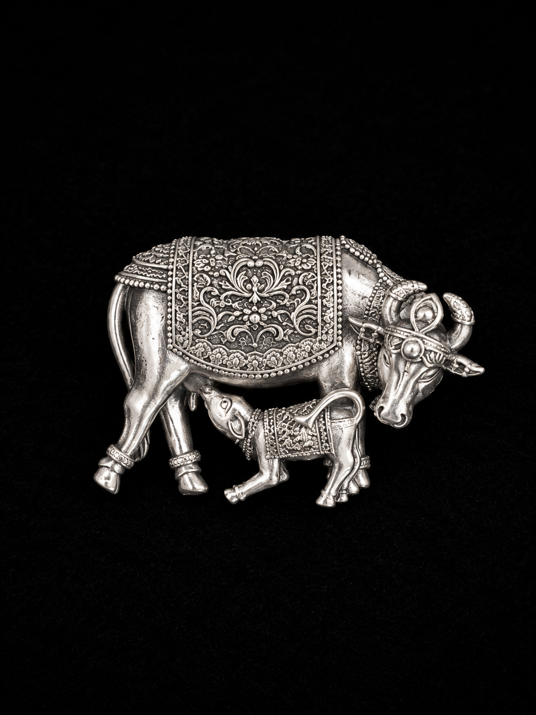 Silver Buffalo & Calf Brooch Description
