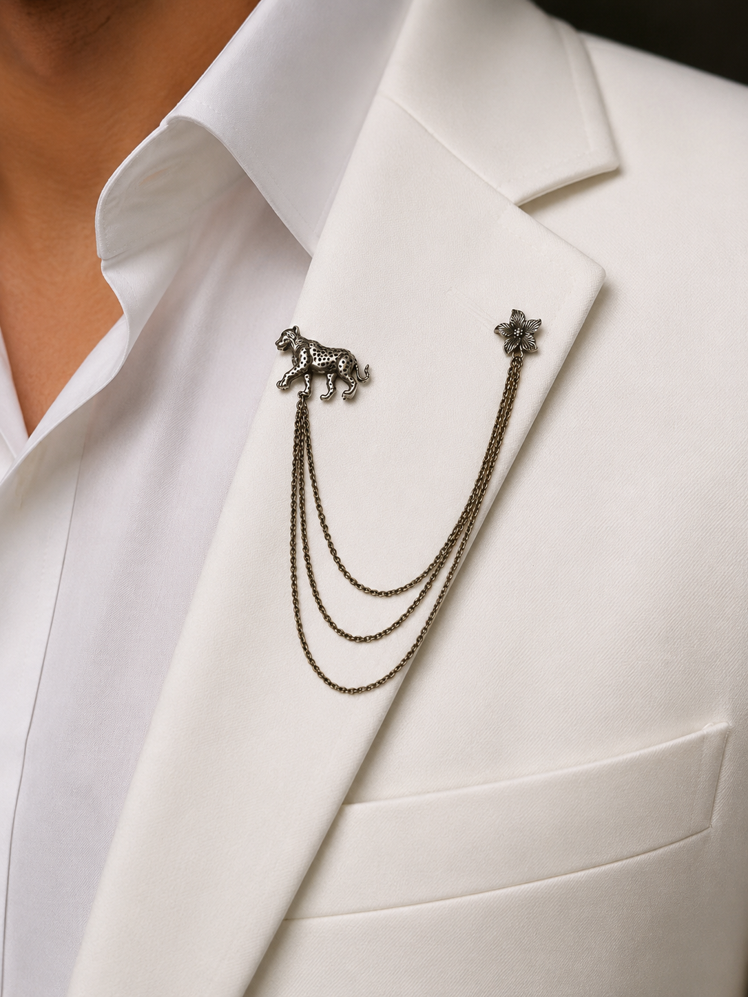 Luxury Leopard Triple Chain Lapel Brooch