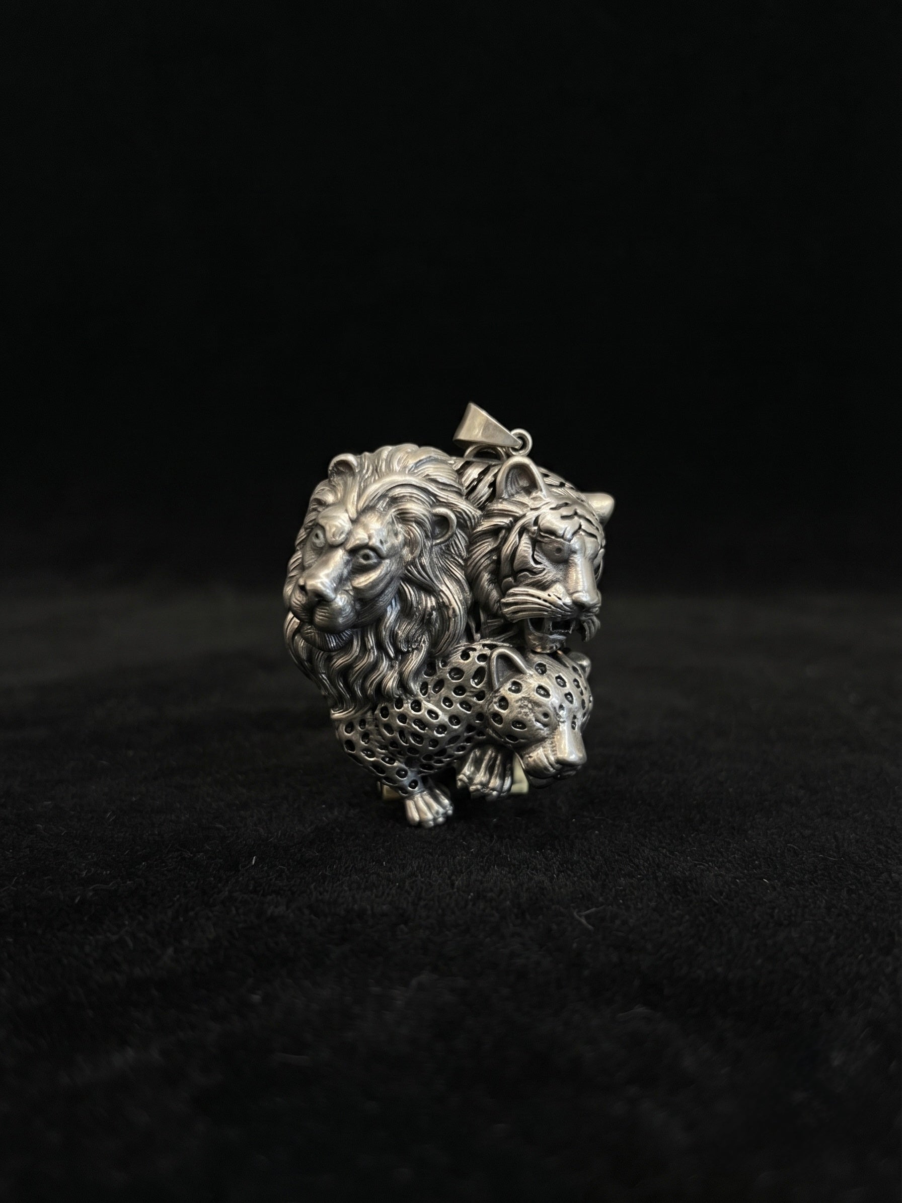 Royal Wildlife Trio Antique Silver Finish Brooch