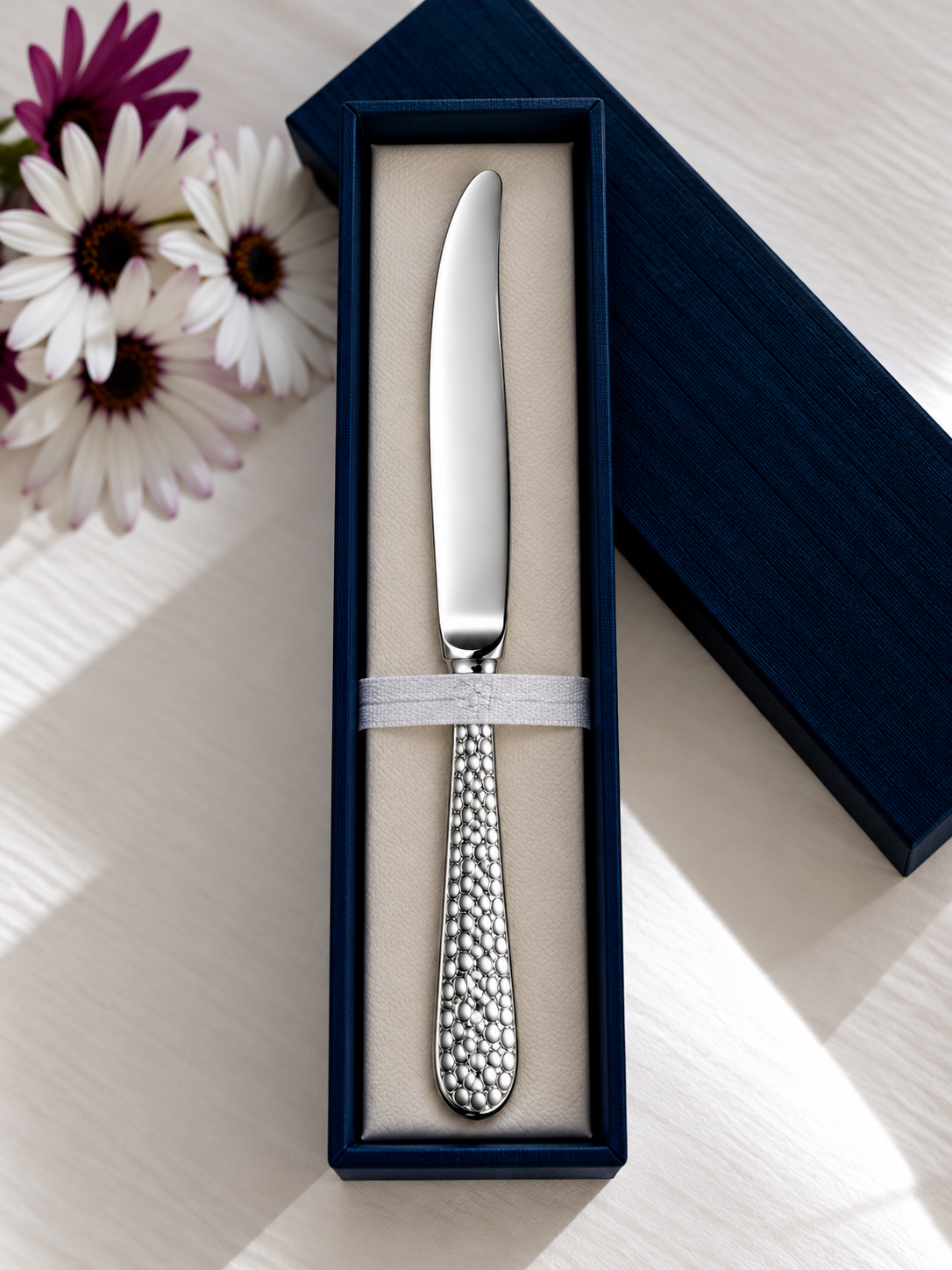 silver knife