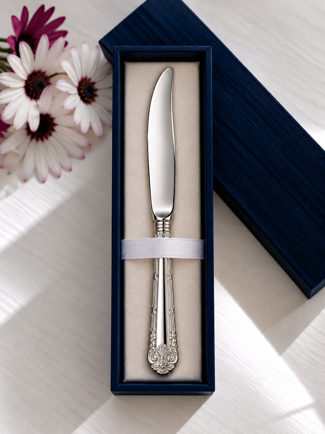 silver knife