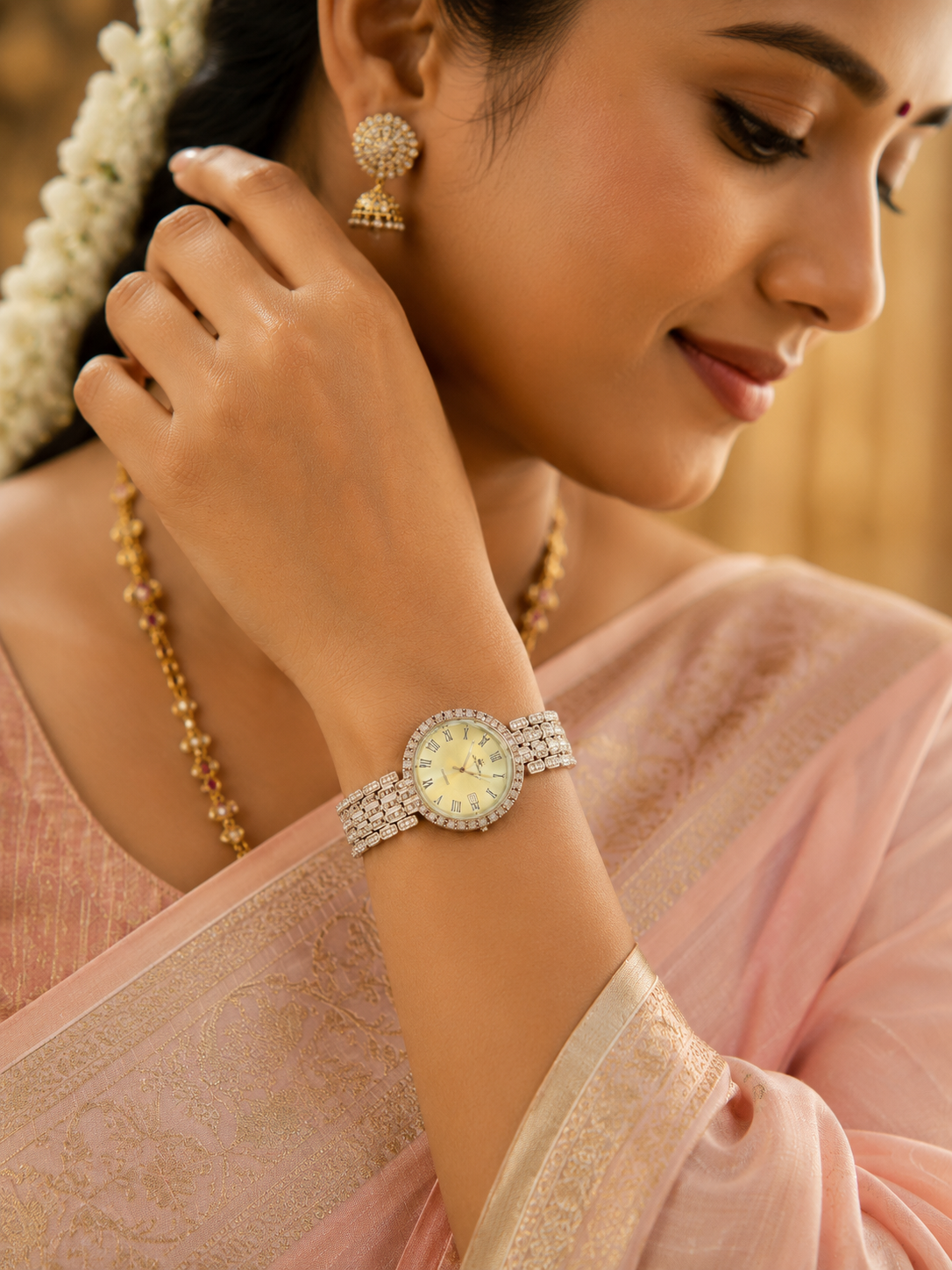 Luxury Silver Crystal Women's Analog Watch