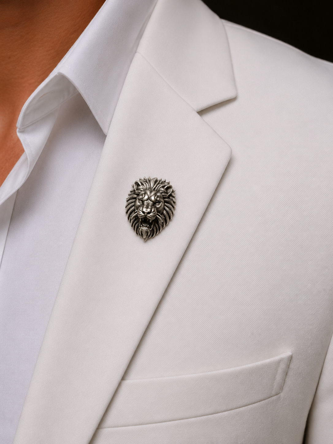 Royal Lion Head Designer Brooch Pin – Antique Silver Finish