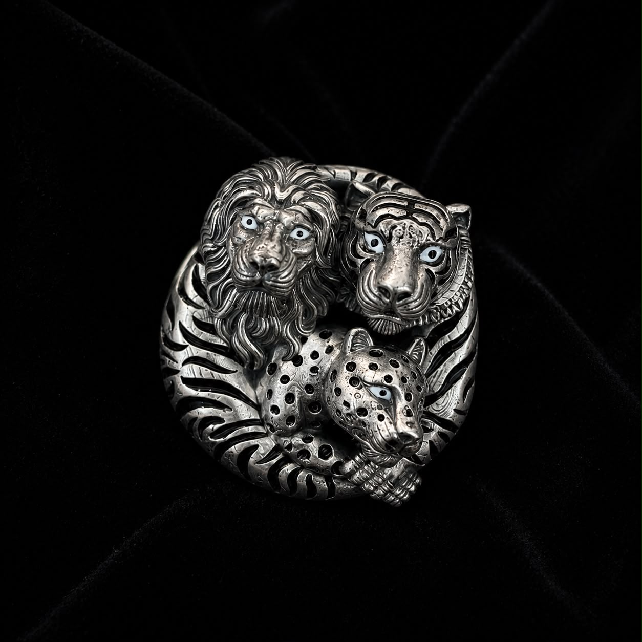 Royal Wildlife Trio Antique Silver Finish Brooch