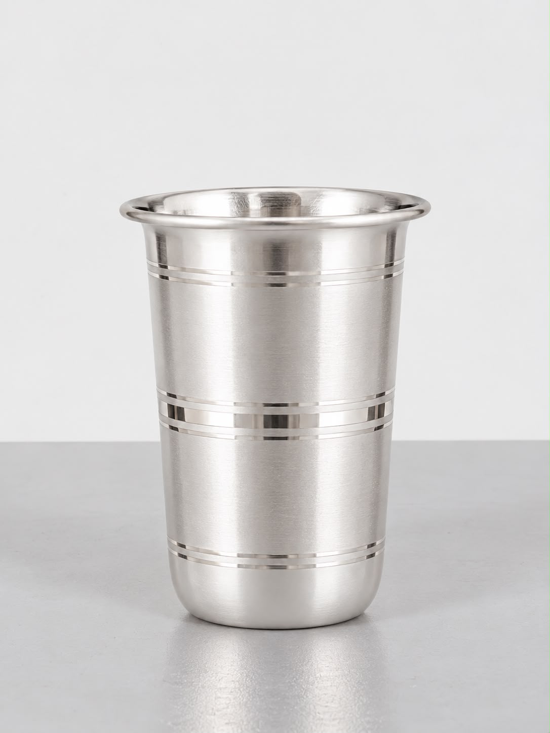 Three-Band Table Glass
