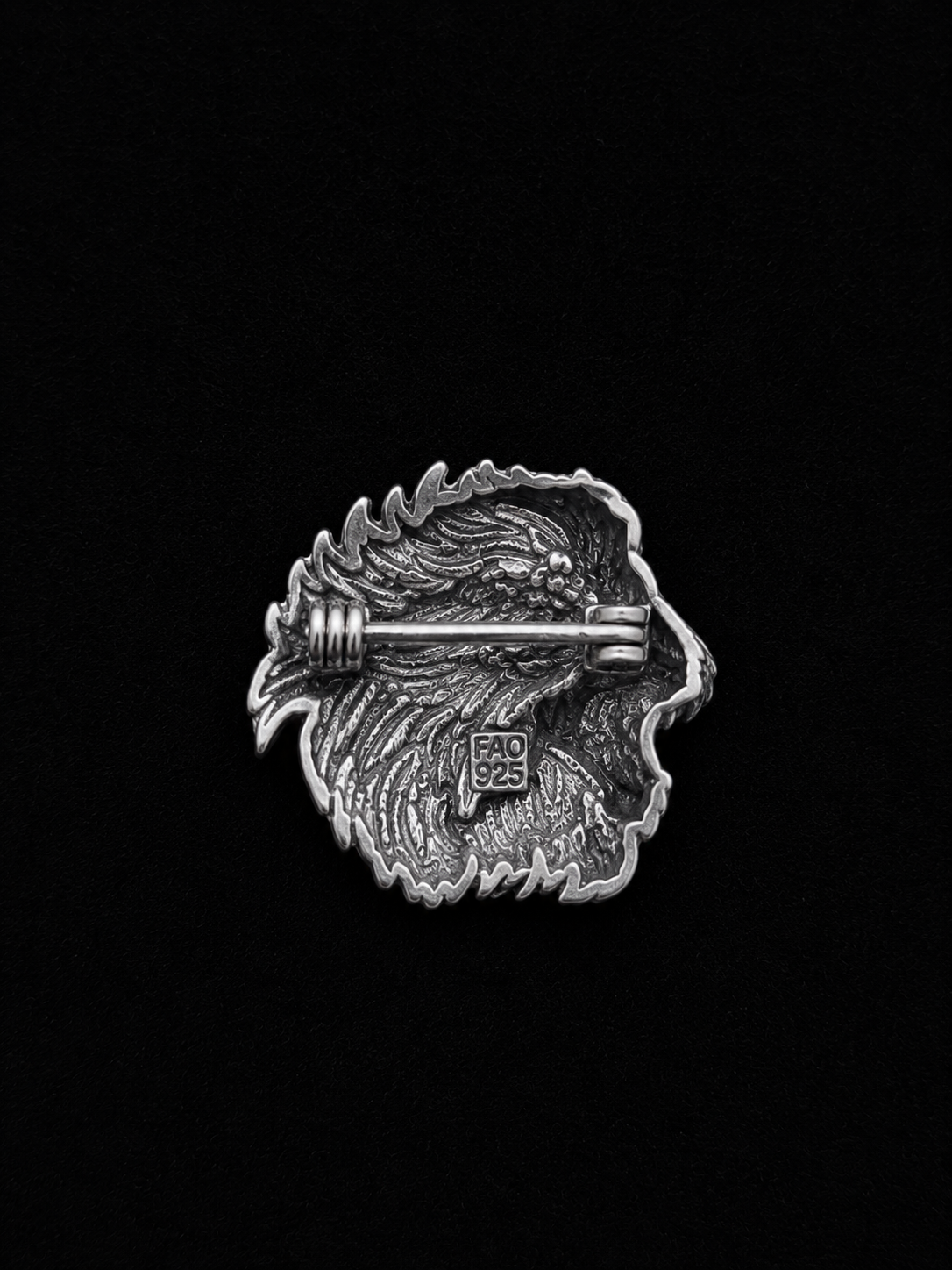 Roaring Lion Designer Brooch Pin – Antique Silver Finish