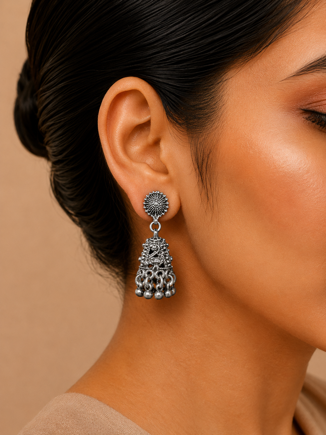 Silver Intricate Filigree Jhumka